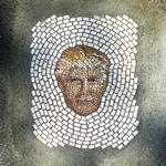 Blandt en række flotte mosaikker ses motiver som døde rotter, kakerlakker og duer, men også USA’s præsident, Donald John Trump. Jim Bachor