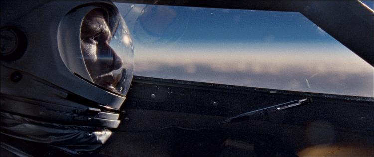 42857-First_Man_Damien_Chazelle_2018_NBCUniversal_4