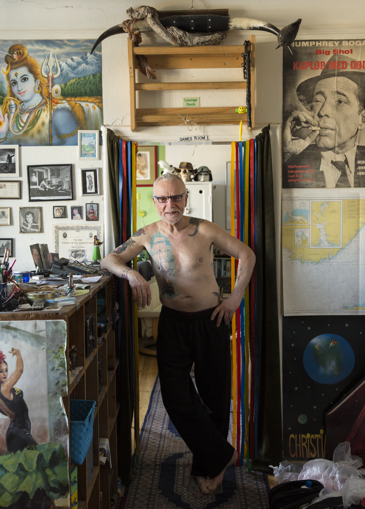 I Pernille Kaalunds fremragende fotobog 'Christianshavn. Verdenshav udenfor' bydes læseren indenfor bl.a. hos sømanden Fritz, der bor i Prinsesse Maries Hjem for Gamle Sømænd. Foto: Pernille Kaalund. Pernille Kaalund 