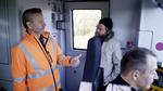 I DR-programmet om selvmord fremstår Anders Lund Madsen dybt  engageret i de mennesker og fortællinger, han møder.  DR