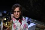 Lise Baastrup spiller den sindsforstyrrede sygeplejerske Annie Wilkes, der redder sin yndlingsforfatter Paul Sheldon fra døden, hvorefter hun holder ham i fangenskab. Østerbro Teater