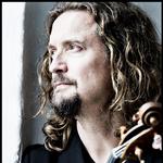 Den tyske violinist Christian Tetzlaff spiller Bartóks musik meget tæt på det perfekte.   Giorgia Bertazzi