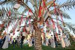 <cutline_leadin>Modstand. </cutline_leadin>Kuwaitere har ad flere omgange protesteret mod landets bogcensur, blandt andet ved at hænge bøger op uden for landets parlamentsbygning.  Yasser Al-Zayyat/ AFP/Ritzau Scanpix