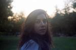 Julia Holter tager  sine lyttere med på en modig rejse  i lyd. Hendes musik er kompromisløs  og visionær.  PR