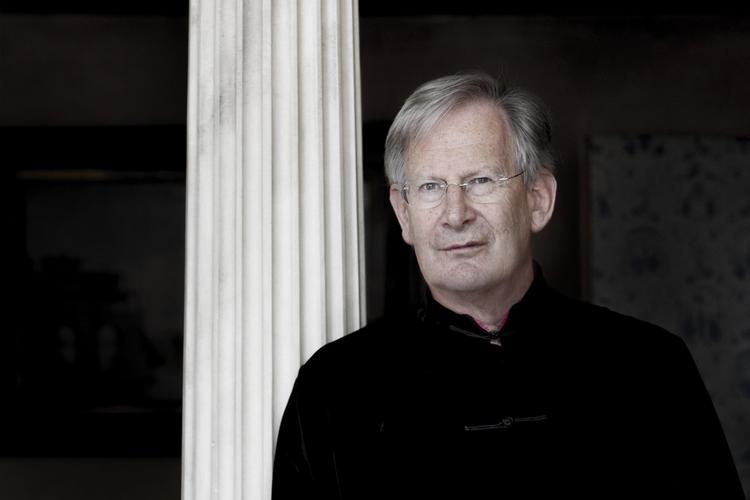 Dirigenten John Eliot Gardiner er ekspert i Bachs musik, men han får  Schubert til at leve på liveoptagelser,  som ikke pakker noget ind. Sim Canetty-Clarke