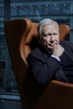 »Det er kun de sidste år, der har været ballade omkring DR. Og det er en ballade, som er skabt af, at nogle partier har valgt at gøre DR til en værdipolitisk platform«, siger Michael Christiansen, som efter ti år nu er gået ind i sit sidste år som bestyrelses-formand for DR. 