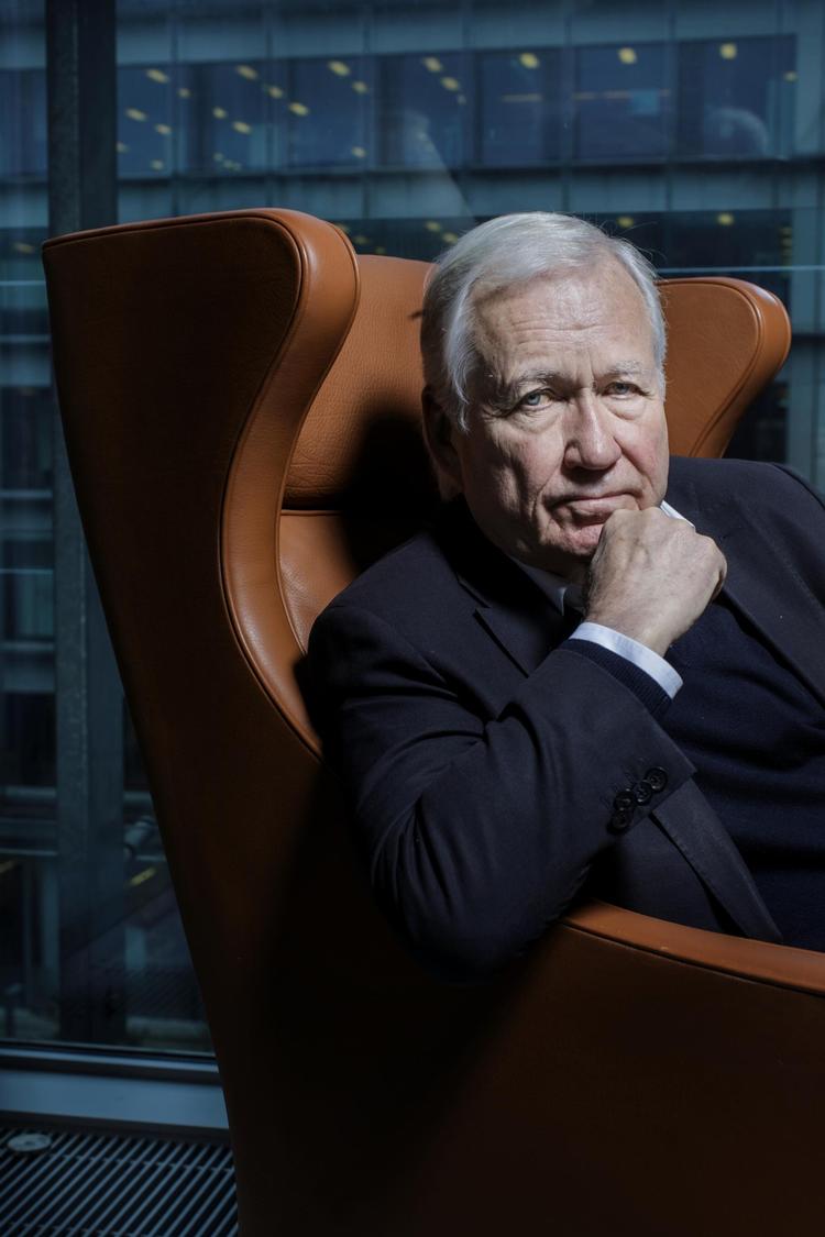 »Det er kun de sidste år, der har været ballade omkring DR. Og det er en ballade, som er skabt af, at nogle partier har valgt at gøre DR til en værdipolitisk platform«, siger Michael Christiansen, som efter ti år nu er gået ind i sit sidste år som bestyrelses-formand for DR. 