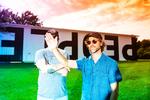 Justin Vernon og Aaron Dessner har gang i et musikalsk projekt, der sætter kollektivet i centrum frem for den enkelte rockstjerne.  Pr-foto: Playground Pr-foto Playground