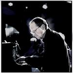 Swing. Sammen med bassisten Thomas Fonnesbæk leverer Ole Kock Hansen en række både åndfulde og fyndigt swingende fortolkninger af nordiske viser. Samtidig er der lagt vægt på den mindste detalje. 