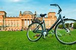 Cykelture_Berlin_Alex-Nikada_iStock