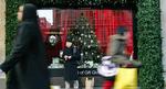 juleshoppingilondon_AP-Phot