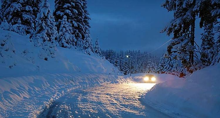 Skiklar. Har du husket at gøre bilen klar til vinterferiens køretur? 
