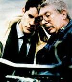 Sønnen Franck spilles af Jalil Lespert, den eneste regulære skuespiller i filmen. Faderen af Jean-Claude Vallod. Foto fra filmen. 