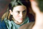 Maud Forget spiller den stille og fornuftige14-årige Delphine, der stadig er mere barn end voksen, men som i trods går til ekstreme yderligheder. - Foto fra filmens hjemmeside. 