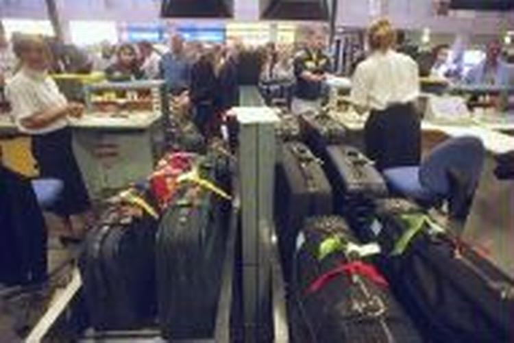 Flyindustrien verden over har ondt i finanserne efter terrorangrebene. - Arkivfoto: Thomas Borberg 