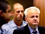 Anklagerne mod Slobodan Milosevic vil fra næste uge udover Kosovo og Kroatioen også omfatte Bosnien. - Foto: AP 