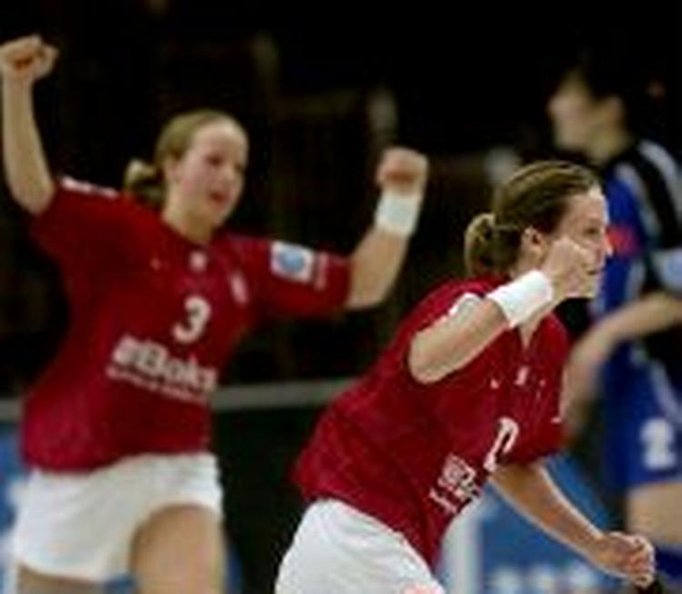 Lotte Kiærskou scorede danskernes første seks mål. - Foto: Lars Poulsen 