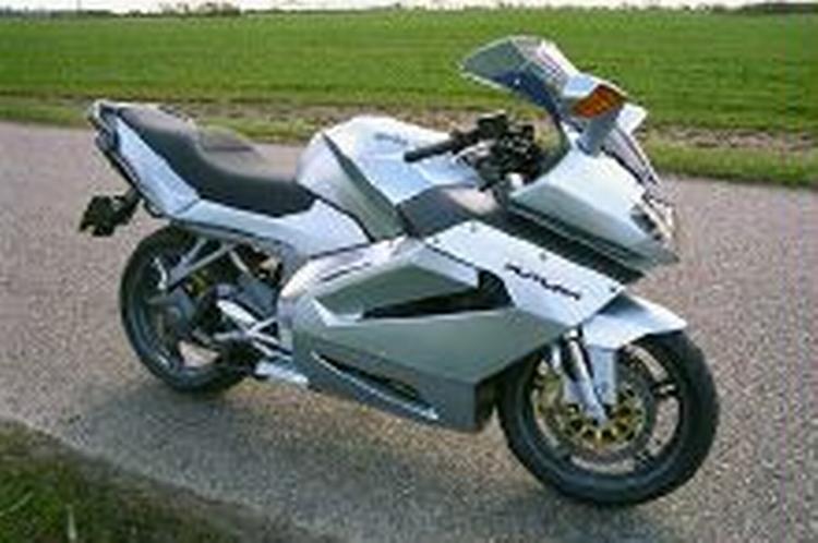 Med Futura-modellen har Aprilia skabt en vellykket sportstourer 