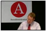 »Det bliver besværligt, og det vil kunne mærkes i meningsmålinger. Men den skal til«, siger Nyrup Rasmussen om foryngelsesprocessen i Socialdemokratiet. - Foto: Rasmus Baaner 