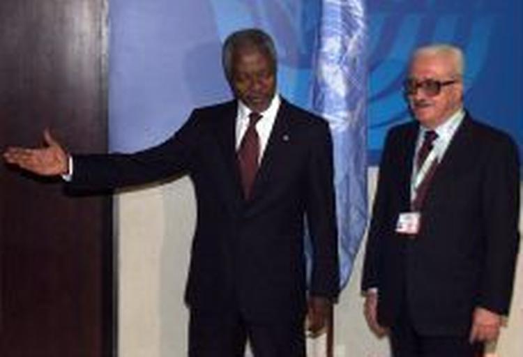 Irak er klar til at samarbejde med FN for at finde en løsning på krisen i forhold til USA, siger vicepremierminister, Tareq Aziz. - Foto: AP 