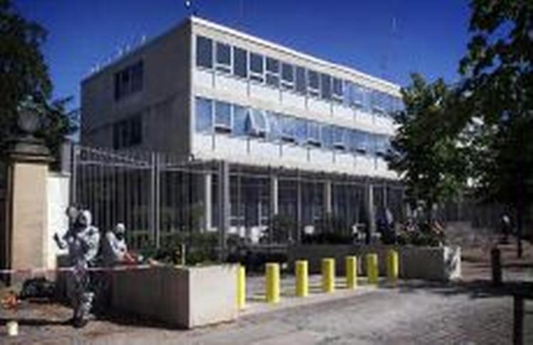 Pulveralarm på den amerikanske ambassade. - Foto: Jens Dresling 