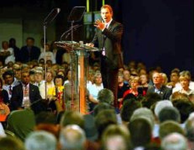 Blair på talerstolen i Blackpool. - Foto: AP 