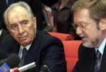 Shimon Peres mødtes med Per Stig Møller mandag. - Foto: AP 