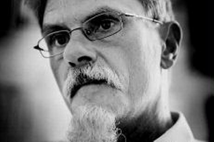 Mogens Lykketoft er tydeligt lettet over den udstrakte hånd fra Nyrup. - Foto: Jan Grarup 