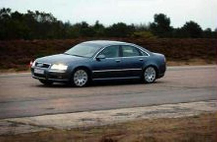 Klassisk og sporty med en dynamisk kørestil. Sådan skal den ny Audi A8 sælges. Foto: Kim Agersten 