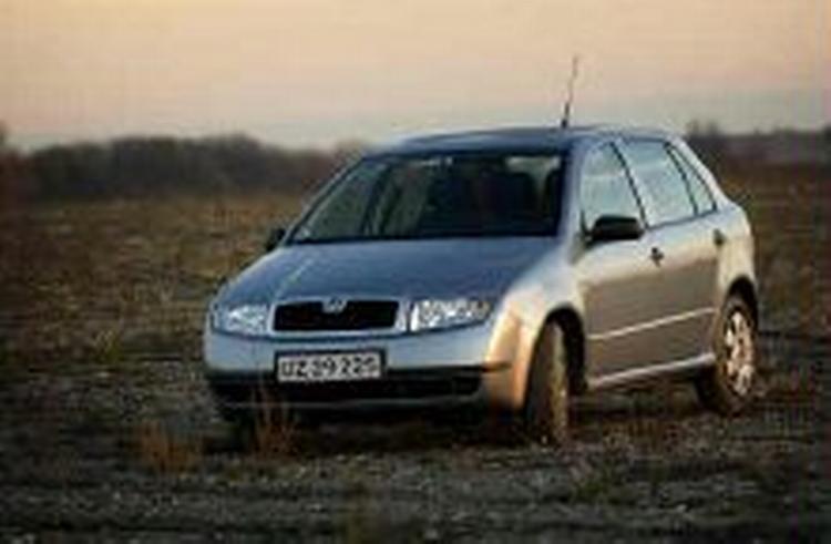 I grundversionen er Skoda Fabia både skrabet og uden overdreven motorkraft. Alligevel er det en bil med betydelig appel, da den er både rummelig og behagelig at køre i. - Foto: Martin Zakora 