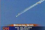 Den amerikanske rumfærge 'Columbia' er på vej ned over det centrale Texas. - Foto: AP 