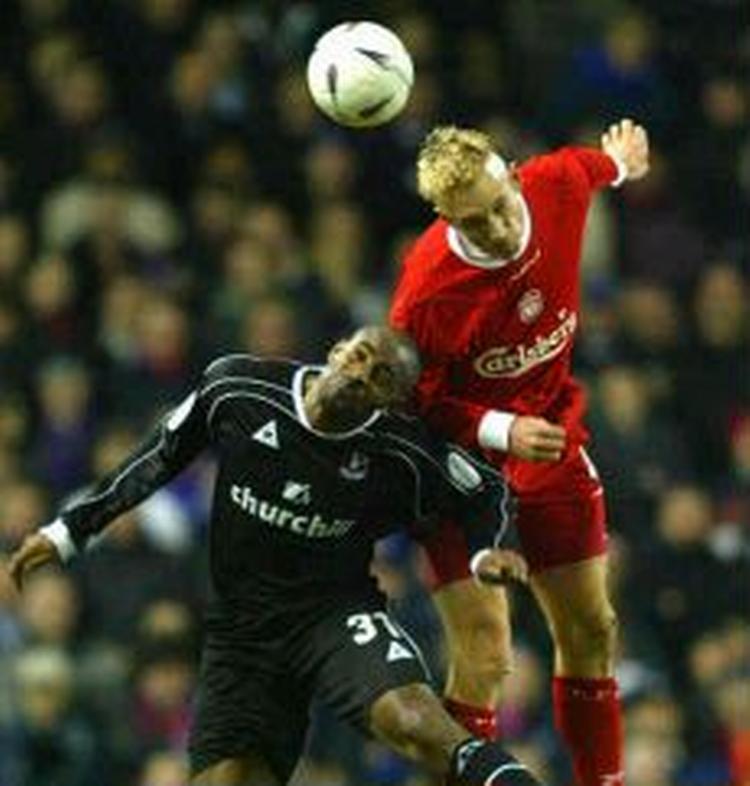 Liverpools Hyypia højest, men Crystal Palace var bedst. - Foto: AP 