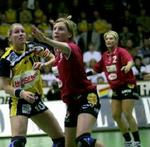 Mette Meldgaard (midten) missede EM pga. et formdyk, og nu har hun ikke mod på at genoptage landsholdsspillet. - Foto: Rasmus Baaner 