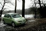 De store forlygter, der i øvrigt giver et helt usædvanlig kraftigt lys, er skyld i, at Nissan Micra får et helt umiskendeligt ansigt. - Foto: Miriam Dalsgaard 