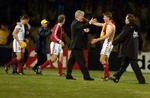 Morten Olsen på vej til et knus med en af de danske målscorere, Jon Dahl Tomasson. - Foto: Kim Agersten 