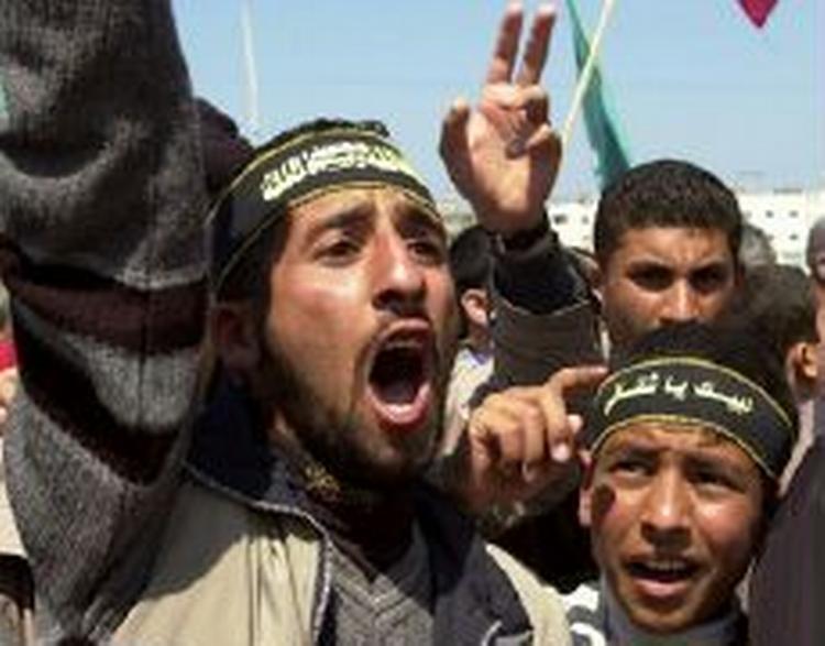 Tilhængere af islamisk jihad i protest mod krigen i Irak. - Foto: AP 