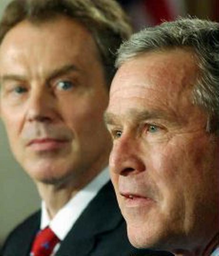Blair og Bush står sammen - og er samtidig uenige om meget. - Foto: AP 