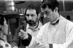 Er det pater Amaro, der er forelsket i smukke Amelia - eller den kirke, han repræsenterer. Den unge pater spilles af Gael Garcia Bernal. - Foto: Columbia Pictures. 