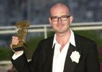 Christoffer Bro med prisen. - Foto: AP 