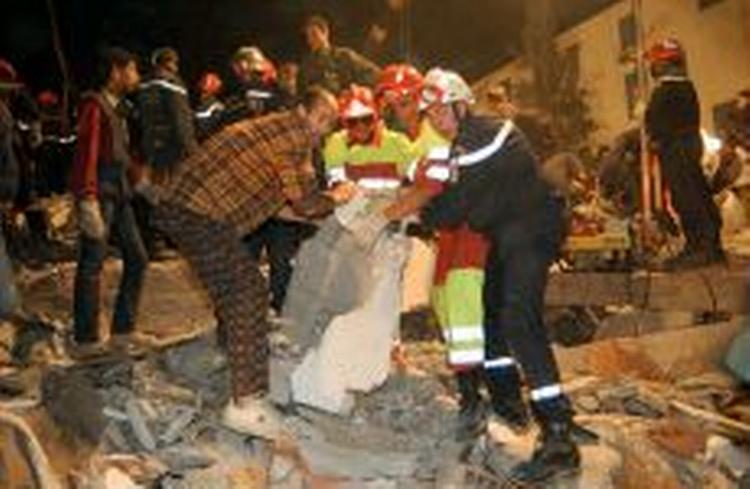 Algeriet blev tirsdag ramt af et kraftigt efterskælv. - Foto: AP 