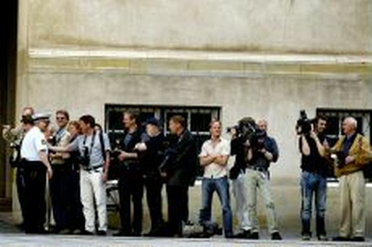 Masser af pressefotografer, men ingen Mary. - Foto: Jan Grarup 