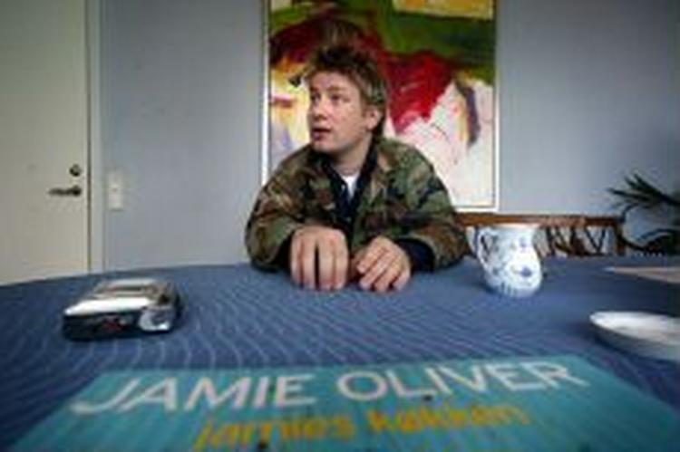 Jamie Oliver har solgt 170.000 kogebøger i Danmark. - Foto: Thomas Sjørup 