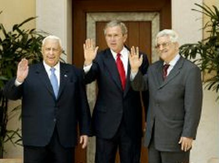 Sharon, Bush og Abbas til topmøde i Jordan. Foto: AP 