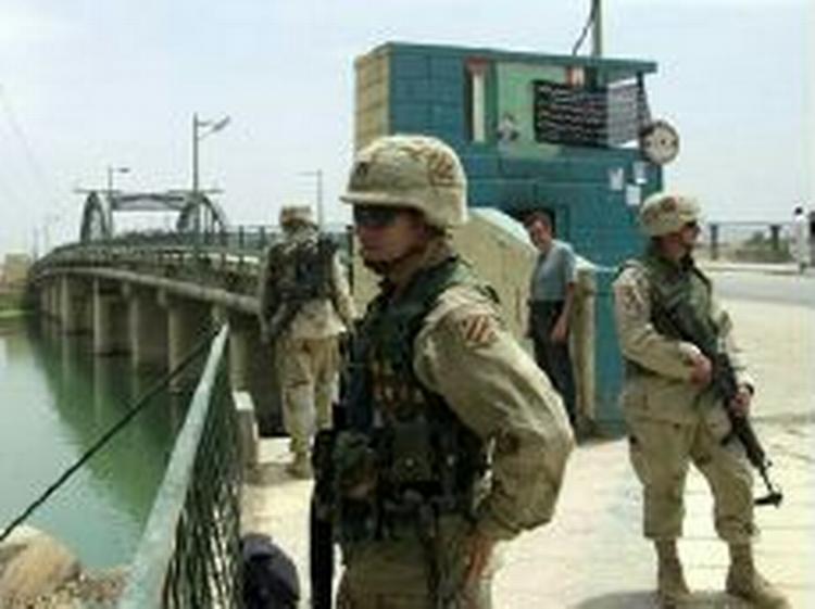 Amerikanske soldater får nu en anderledes belønning for deres anstrengelser i Irak. - Foto: AP 