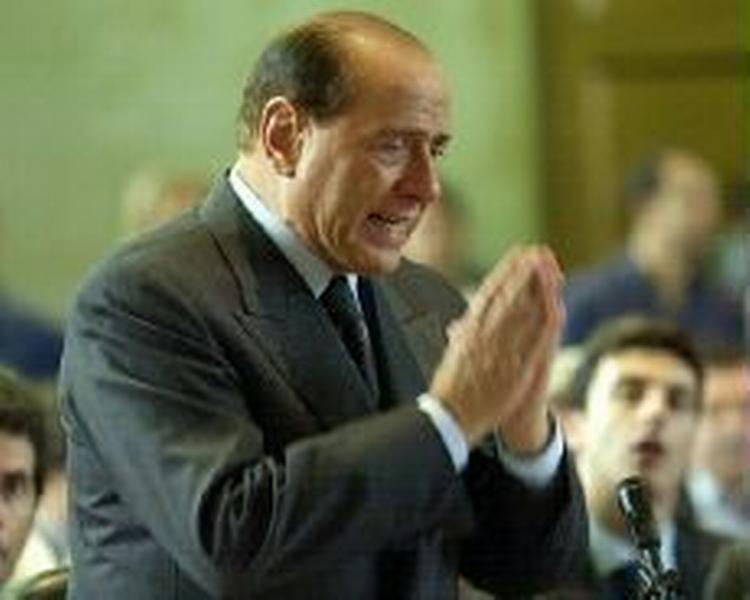 Tirsdag holdt Berlusconi en<br /> 70 minutter lang forsvarstale i retten. - Foto: AP 