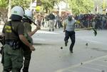 Gadekampe i Thessaloniki. - Foto: AP 