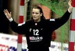 Karin Mortensen skal være vågen i målet, hvis Danmark skal videre fra den indledende pulje ved VM i december. - Arkivfoto: Lars Poulsen. 