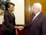 Den amerikanske sikkerhedsrådgiver Condoleezza Rice mødes i dag med den israelske premierminister Ariel Sharon. - Foto: AP 