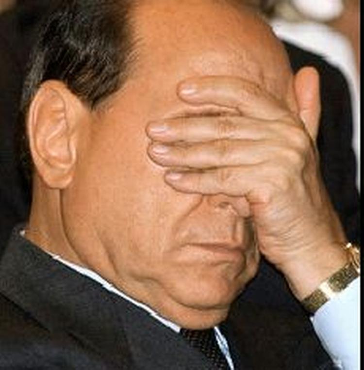 Berlusconi har aftalt et telefonmøde med Schröder torsdag aften. - Foto: AP 