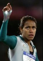 Cathy Freeman umiddelbart efter at hun havde vundet OL-guld i Sydney.- Arkivfoto: Jens Dresling. 